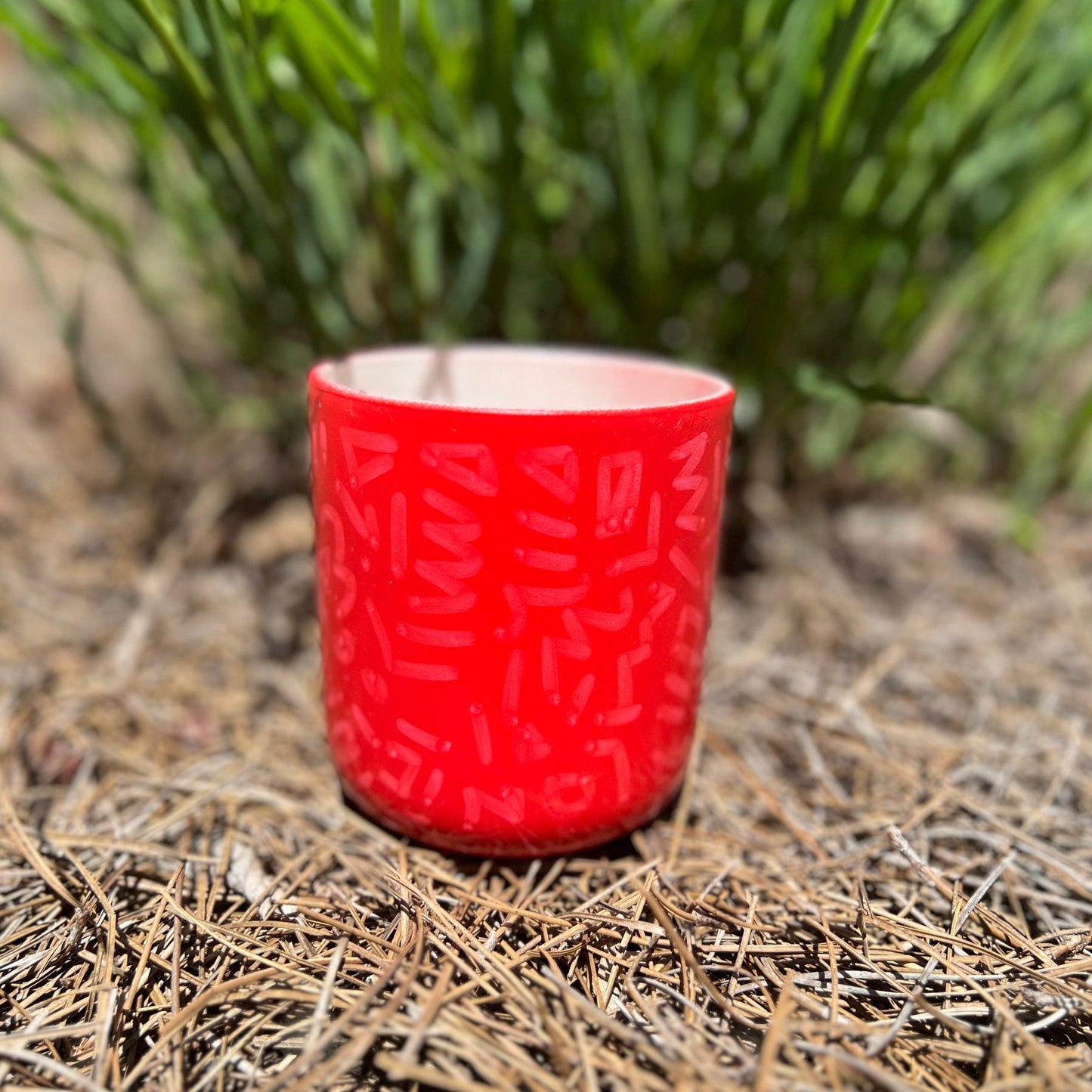 Red Vibrate Auras Candle