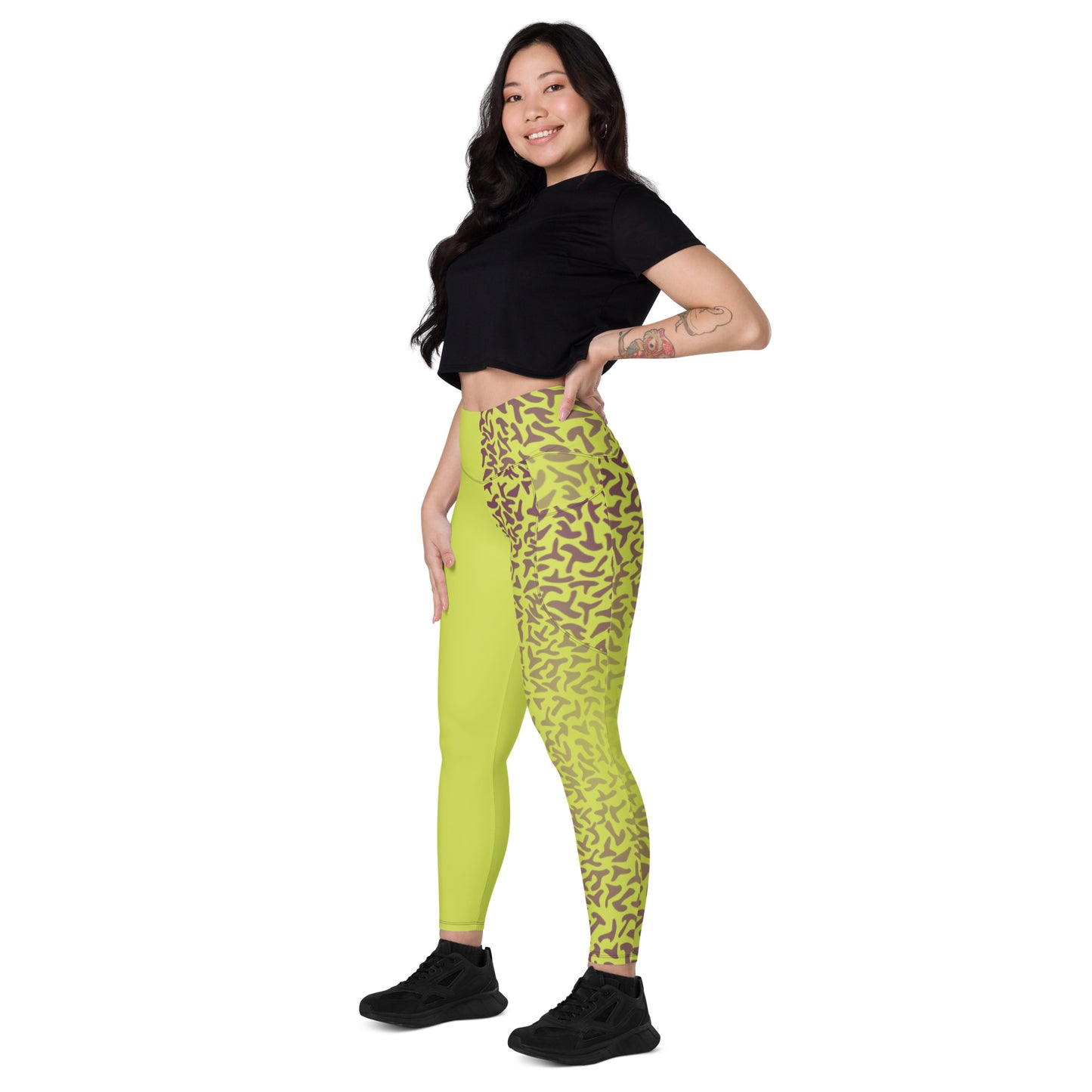 Suspicious Green Leggings with pockets